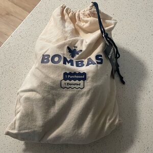 NWT Men’s bombas slippers